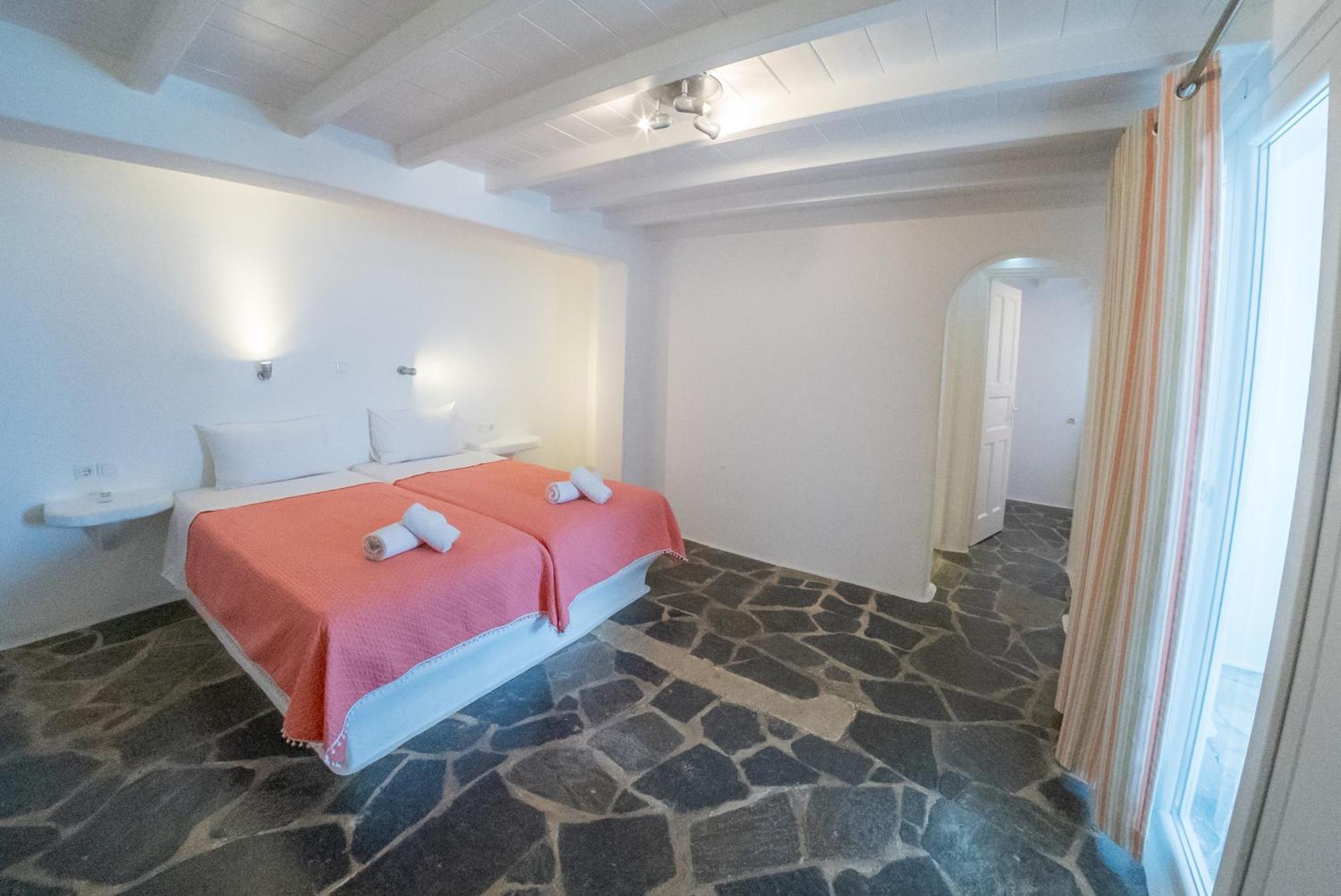 New Paradise Hotel Plaja Paradise